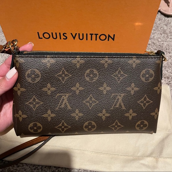 Louis Vuitton Pallas Clutch Noir - Picture 3 of 8